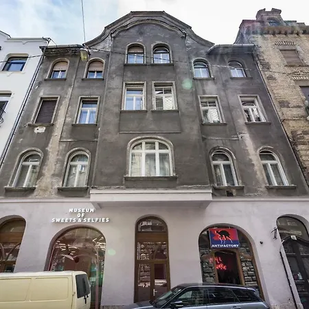 Downtown Paulay43